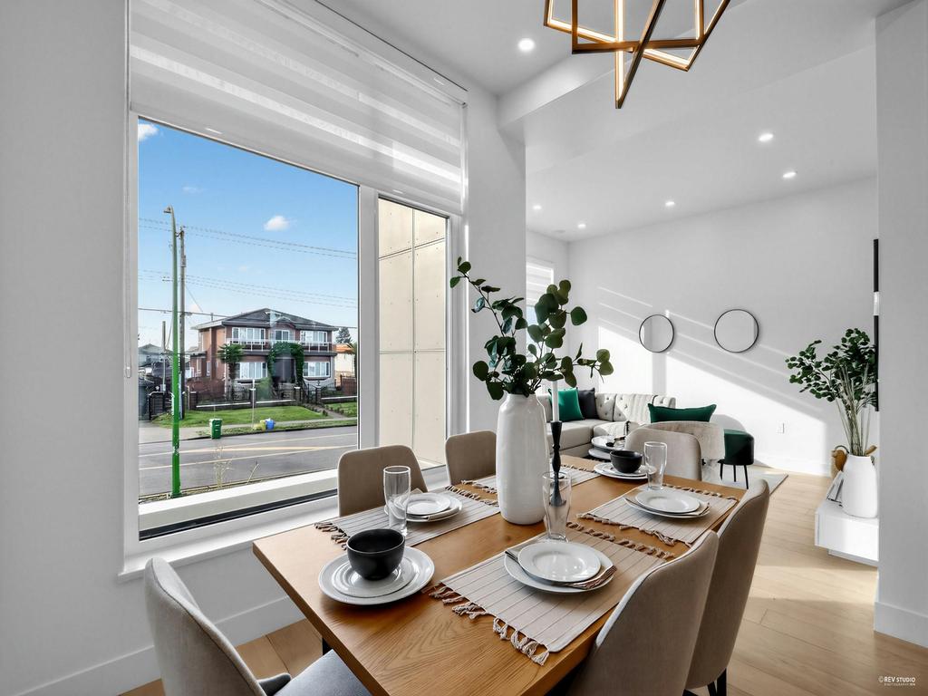 Listing Image for R3102035