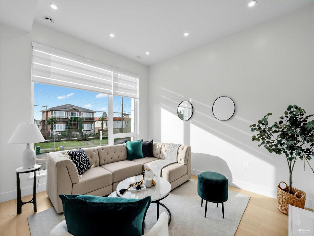 Listing Image for R3102035