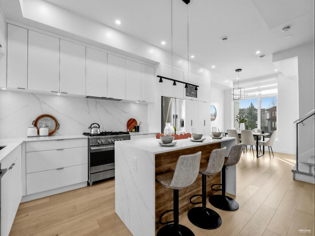 Listing Image for R3102035