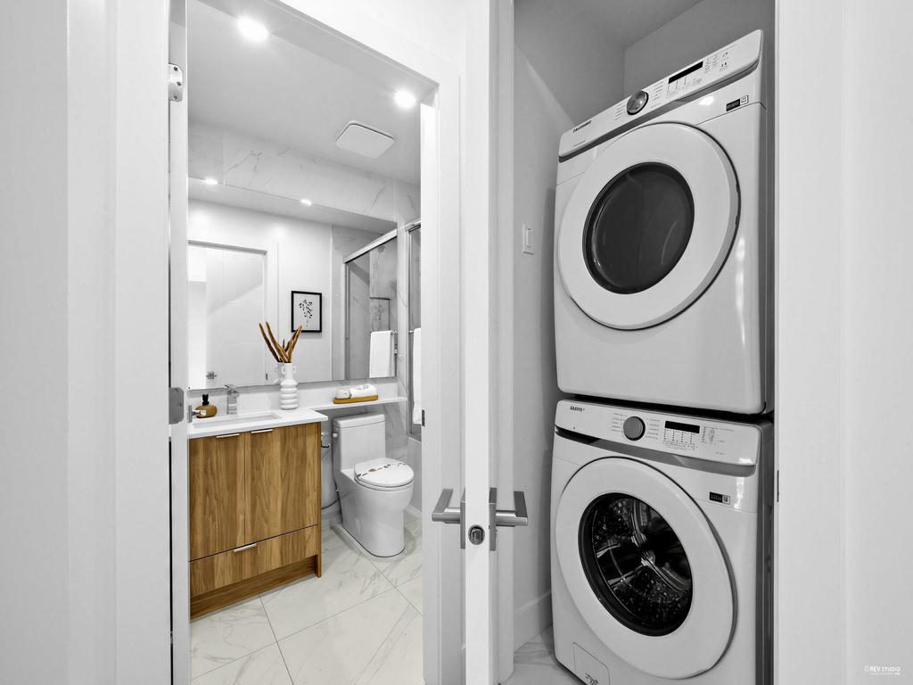 Listing Image for R3102035