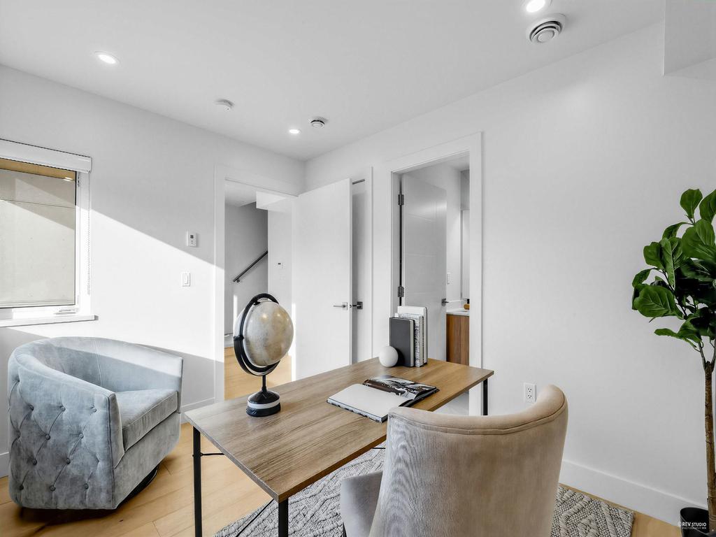 Listing Image for R3102035