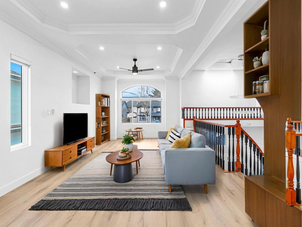 Listing Image for R3102036