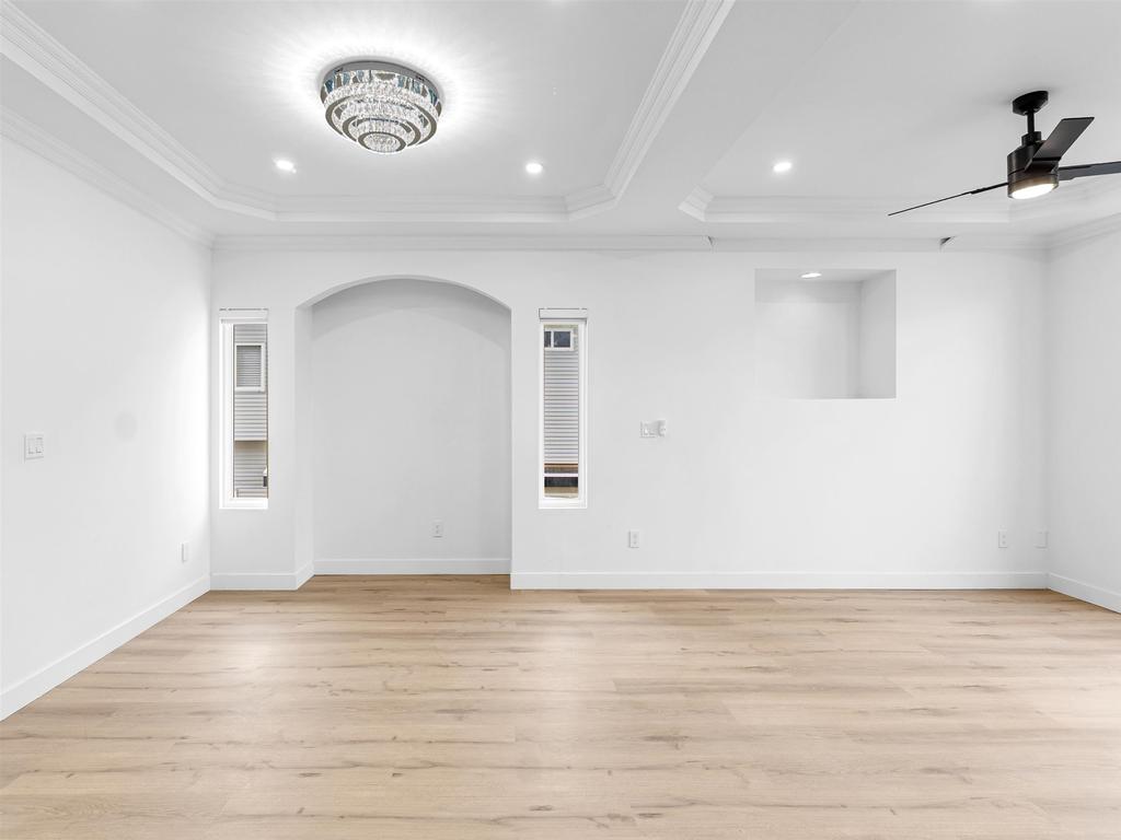 Listing Image for R3102036