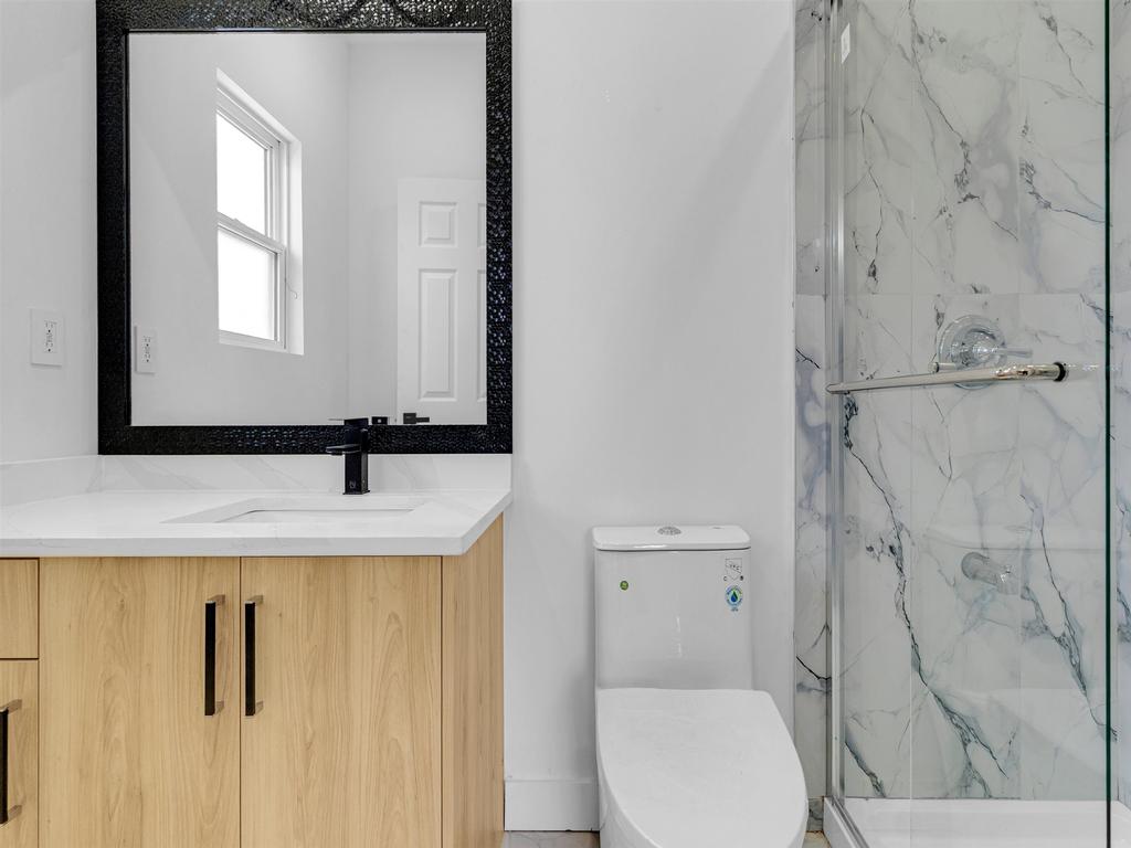 Listing Image for R3102036