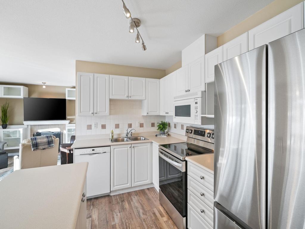 Listing Image for R3102047