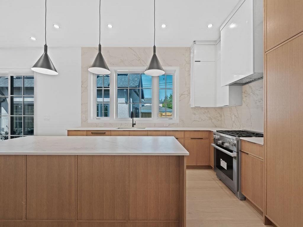 Listing Image for R3102053