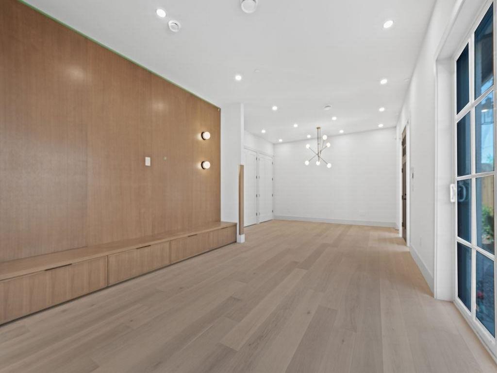 Listing Image for R3102053