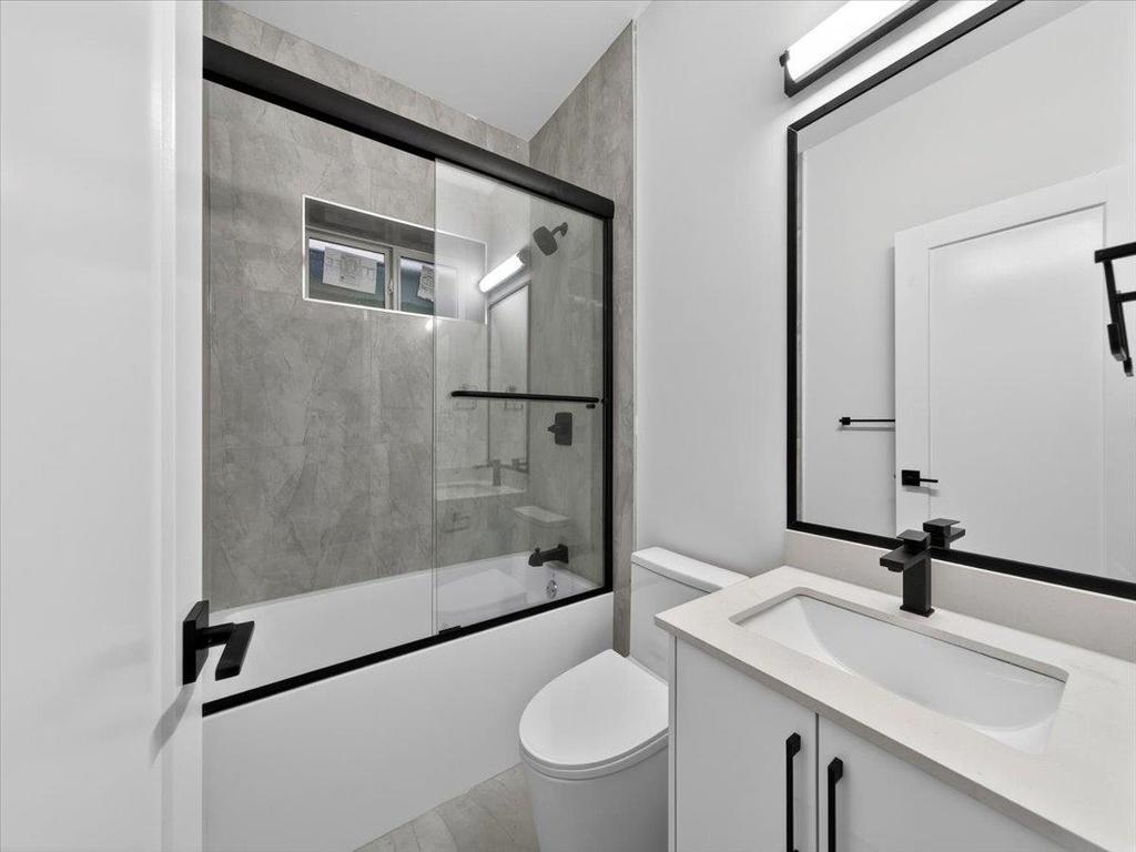 Listing Image for R3102095