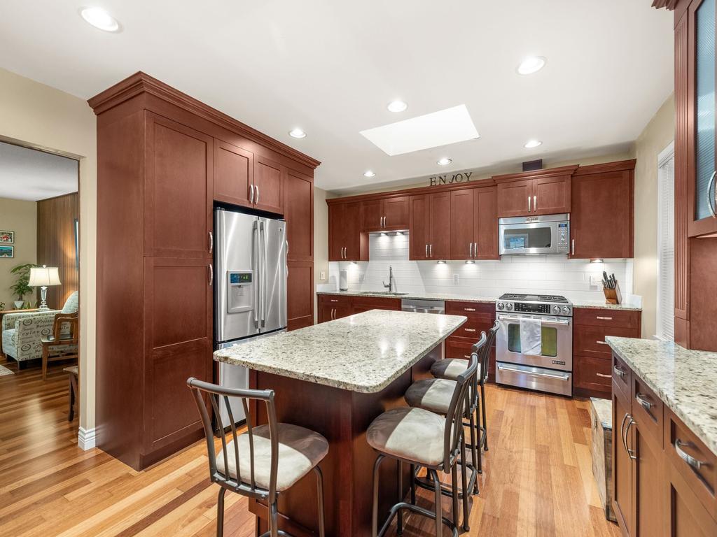 Listing Image for R3102119