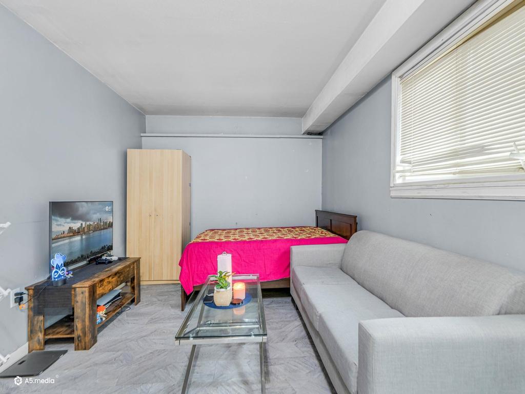 Listing Image for R3102177