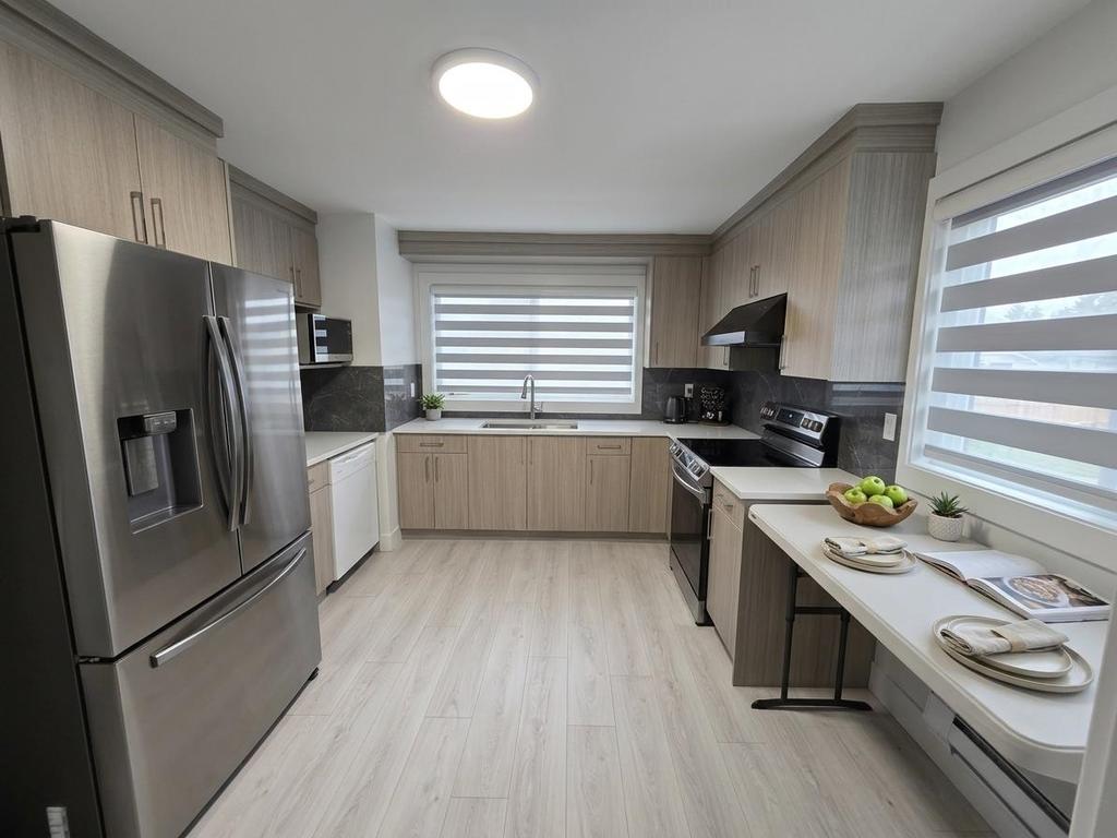 Listing Image for R3102212