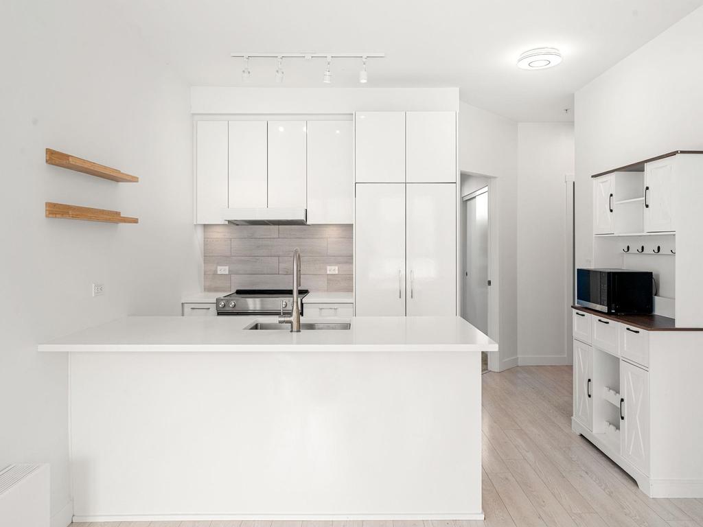 Listing Image for R3102253