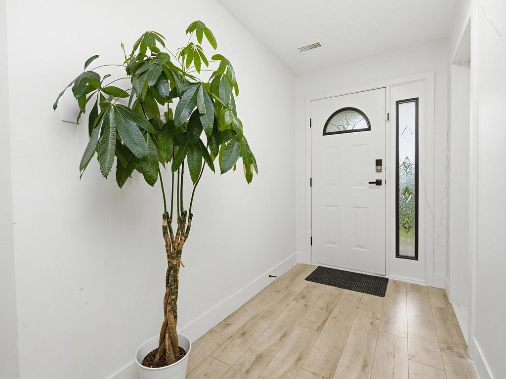 Listing Image for R3102267