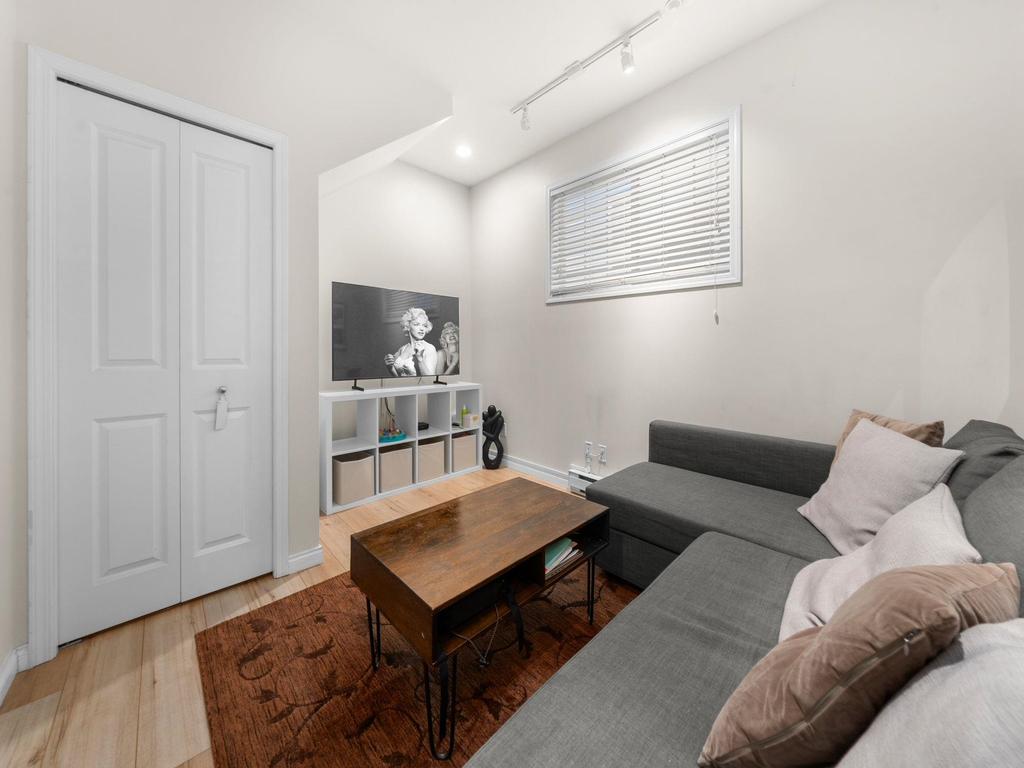 Listing Image for R3102310