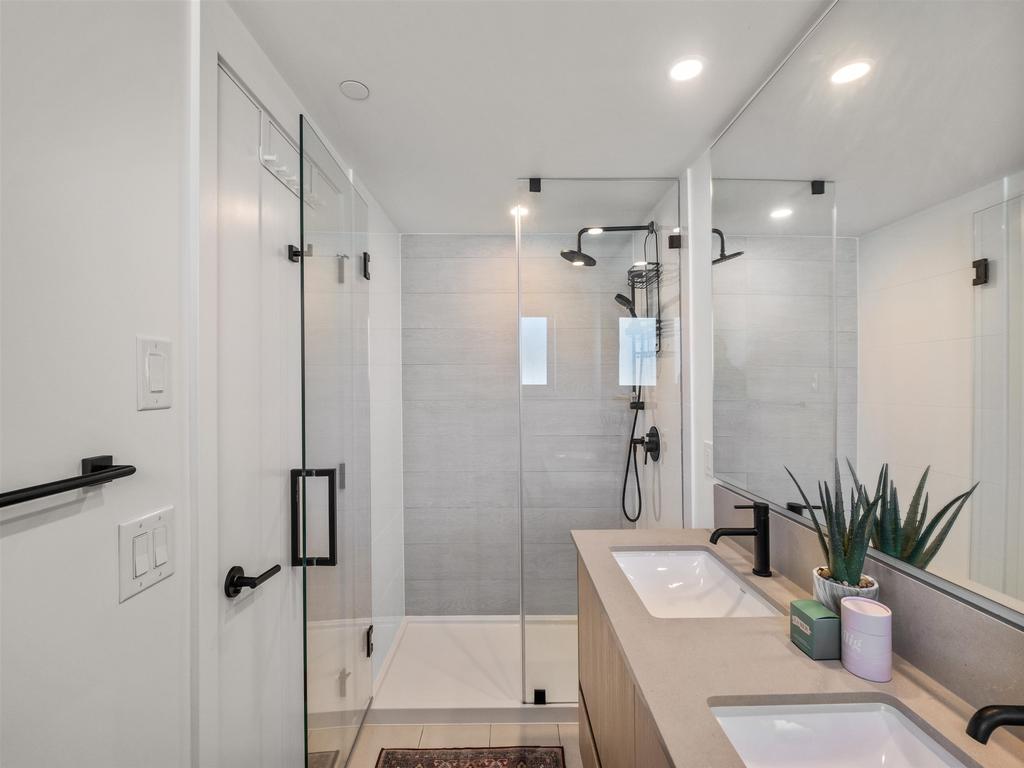 Listing Image for R3102338