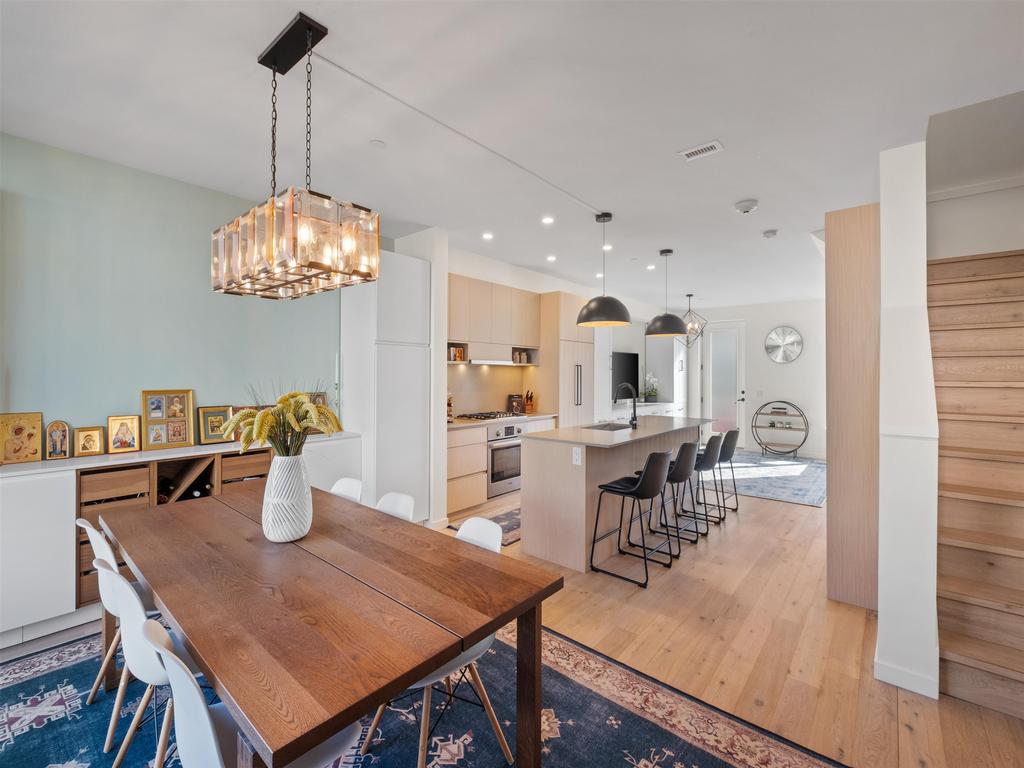 Listing Image for R3102338