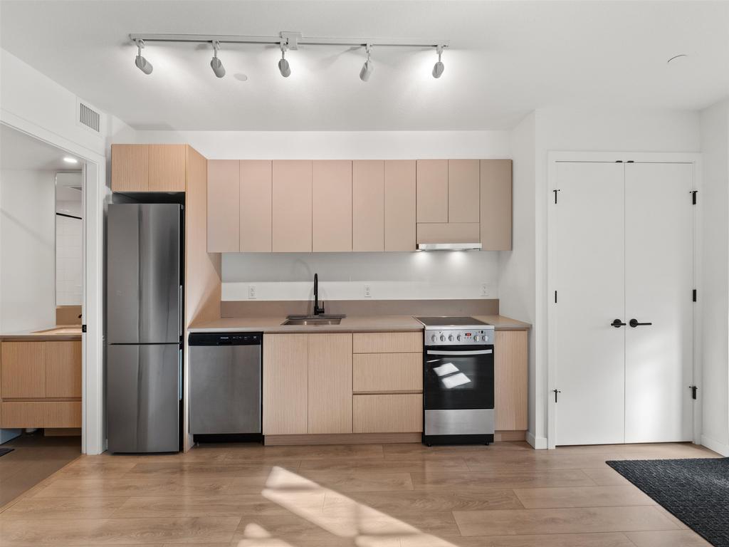 Listing Image for R3102338