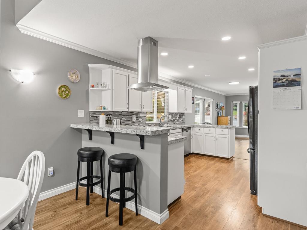 Listing Image for R3102356