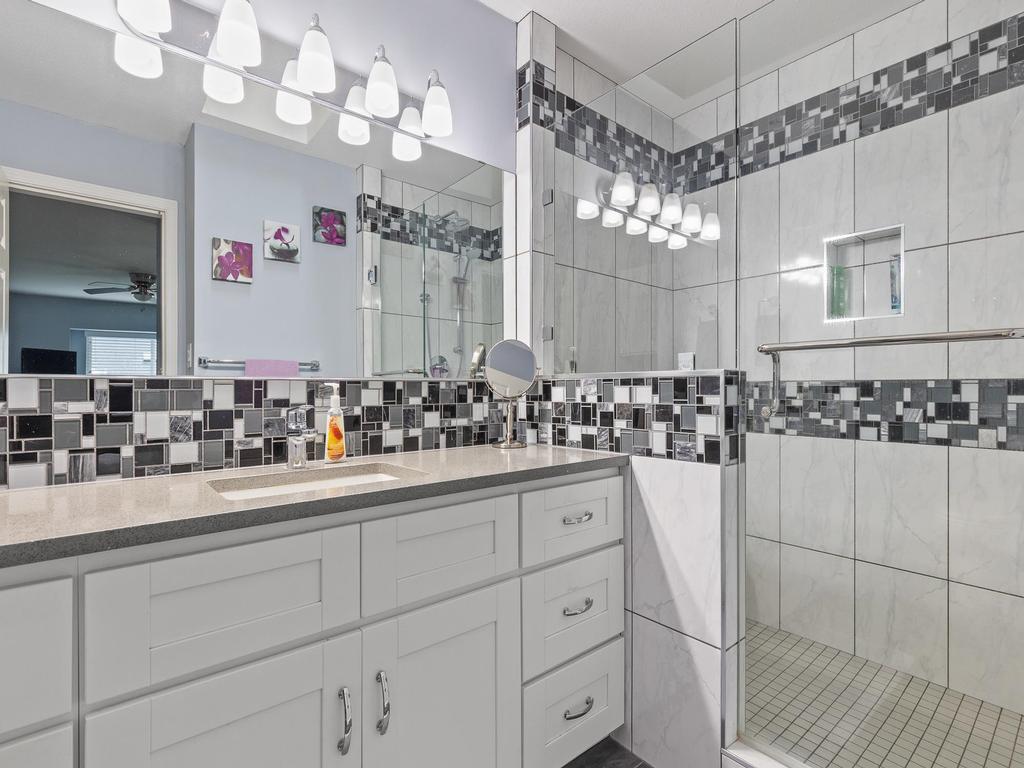 Listing Image for R3102356