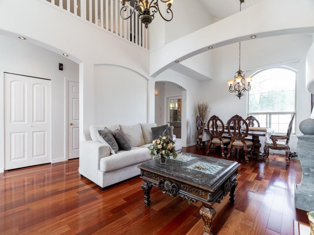 Listing Image for R3102363