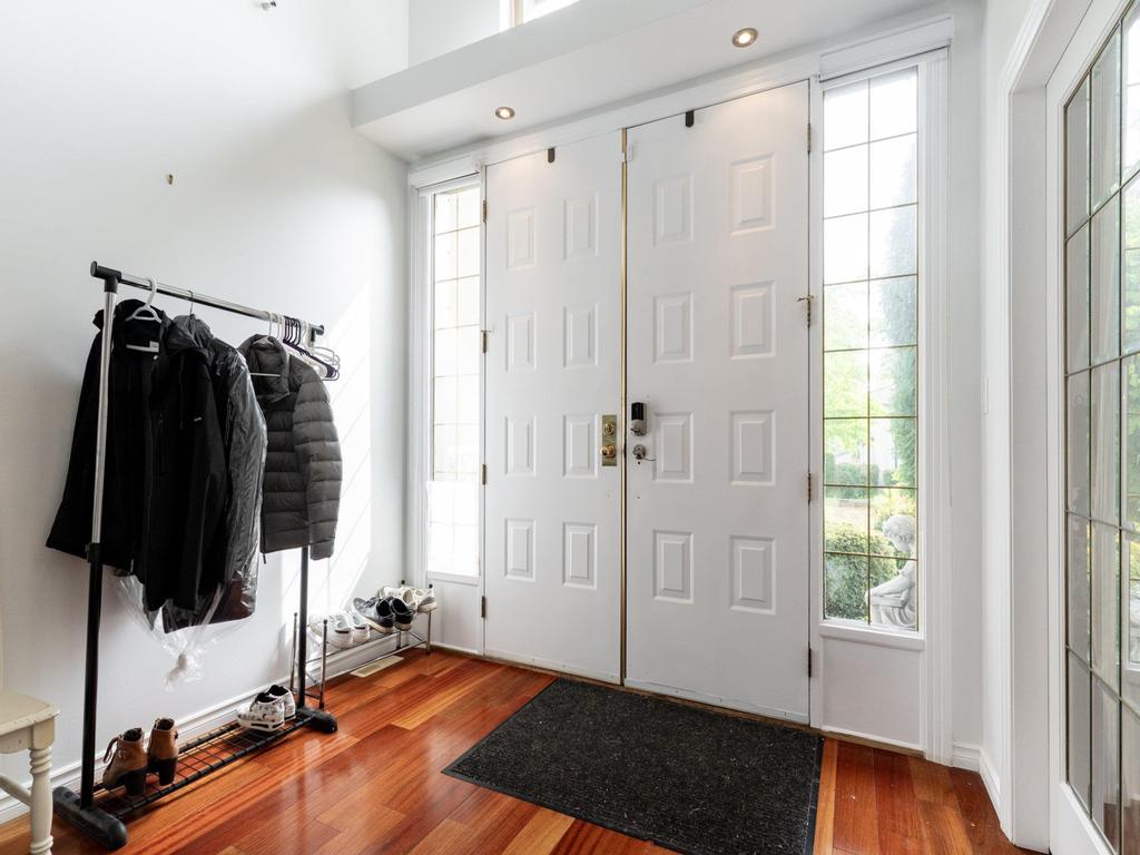 Listing Image for R3102363