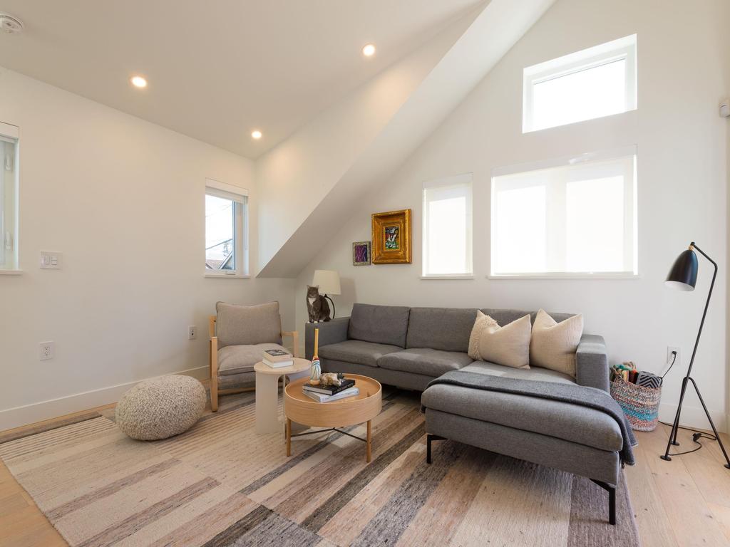 Listing Image for R3102372