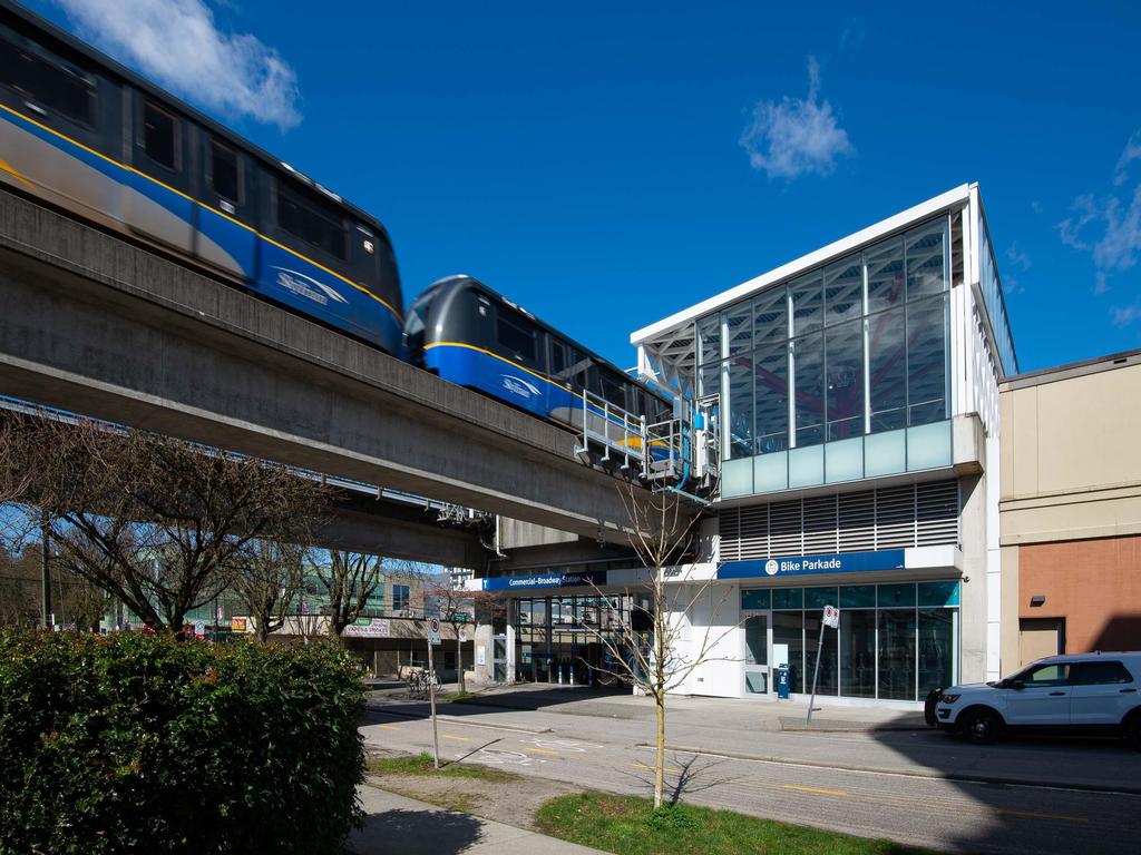 Listing Image for R3102372