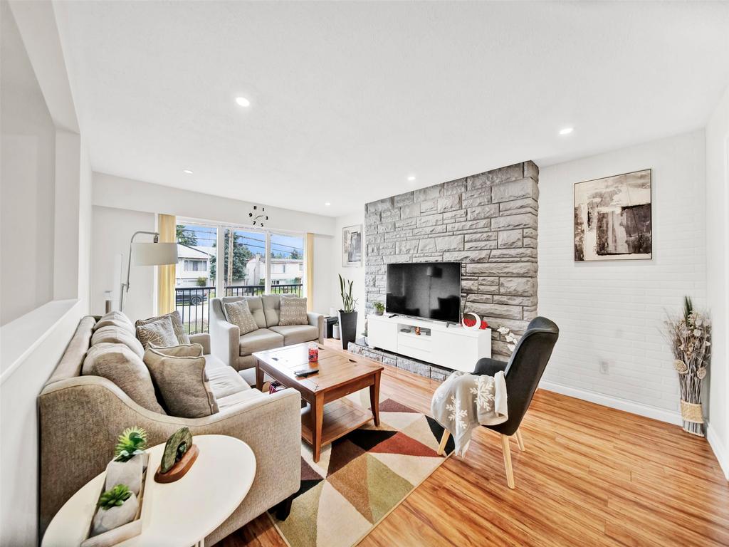 Listing Image for R3102374