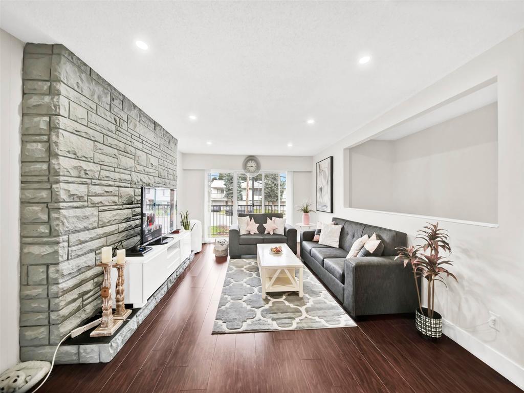 Listing Image for R3102374