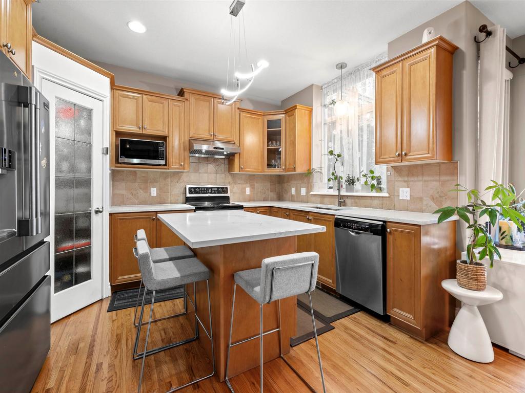 Listing Image for R3102398