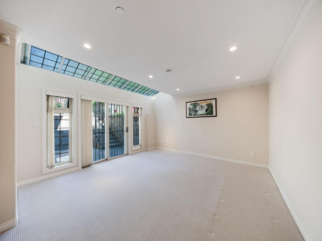 Listing Image for R3102426