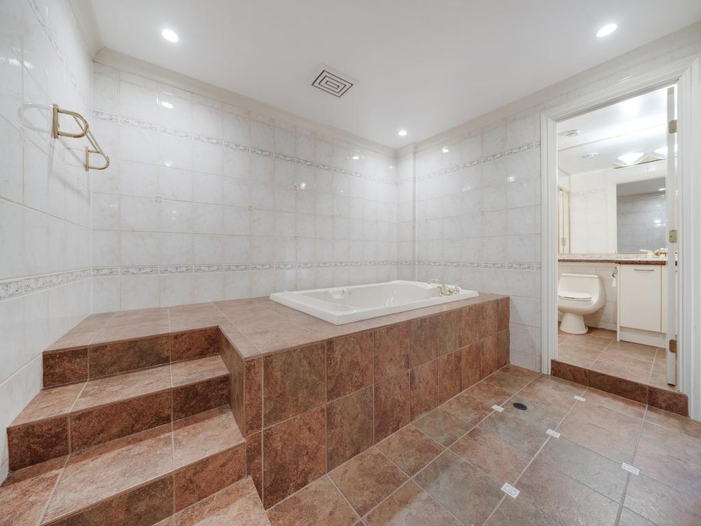 Listing Image for R3102426