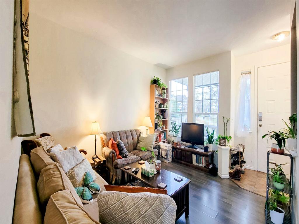 Listing Image for R3102548