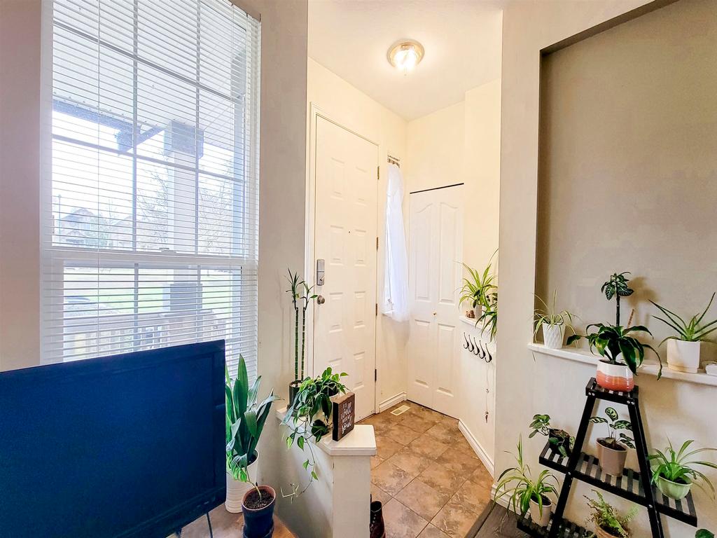 Listing Image for R3102548