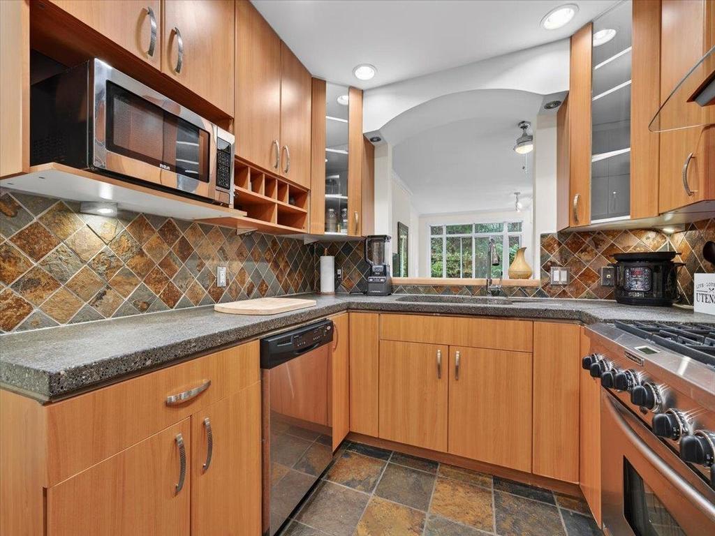 Listing Image for R3102555