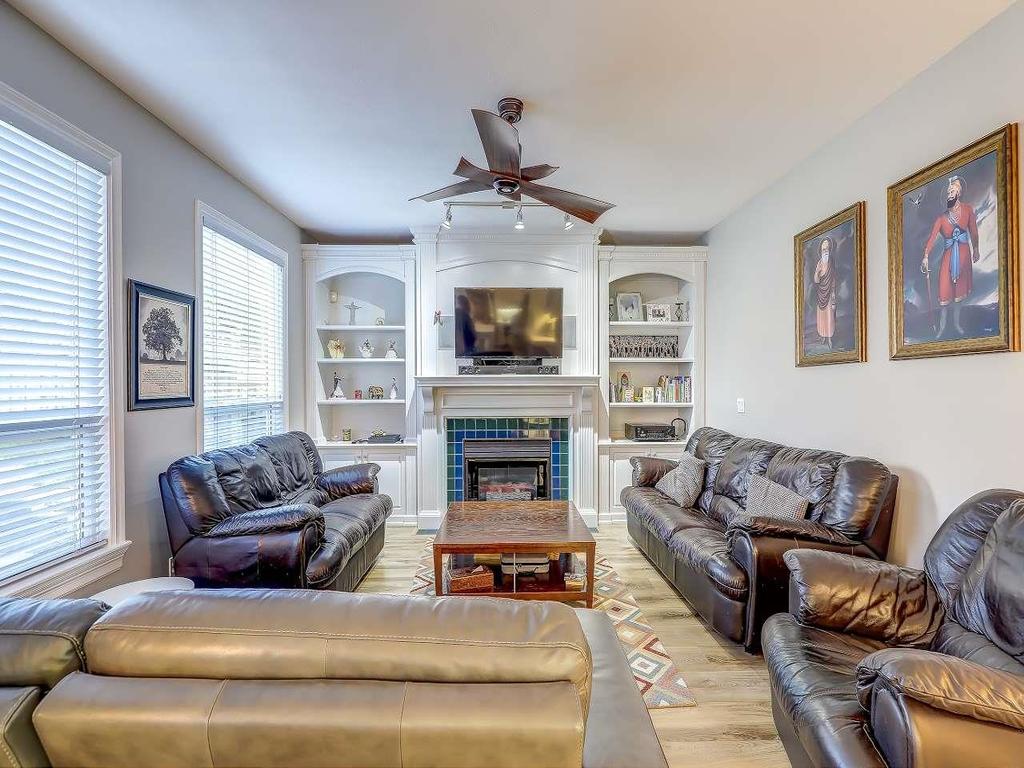 Listing Image for R3102584