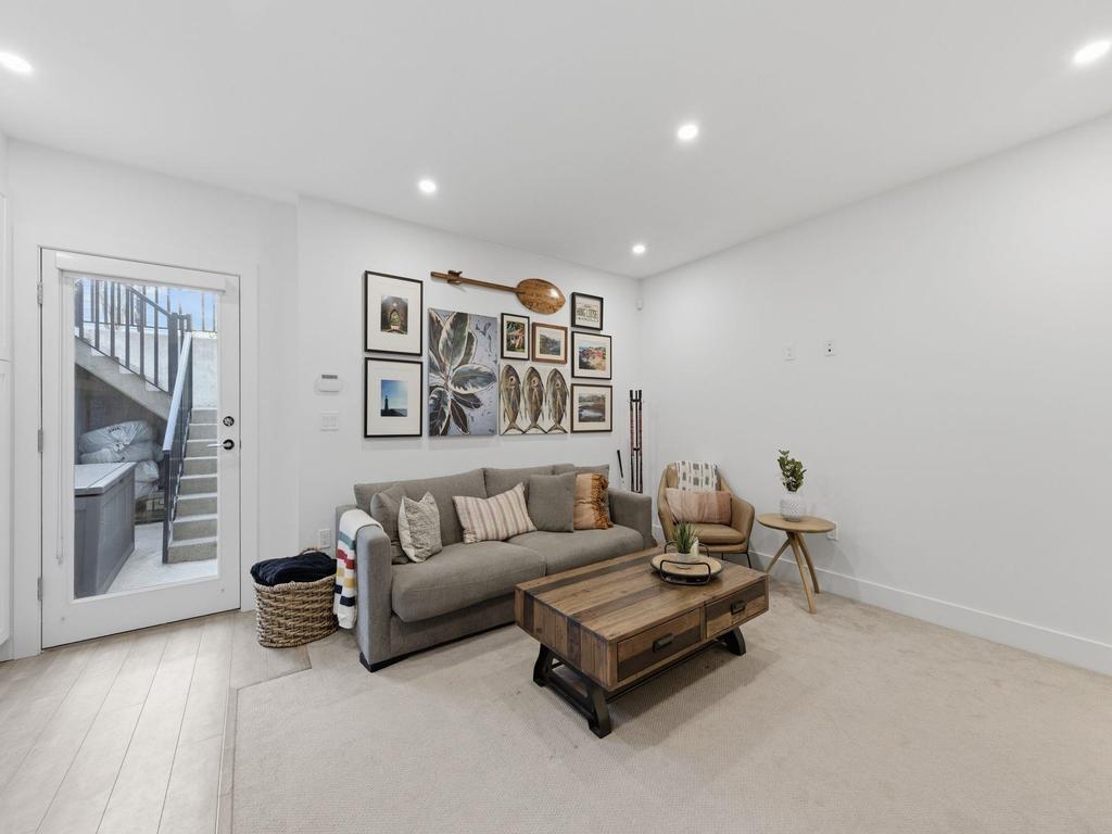 Listing Image for R3102589