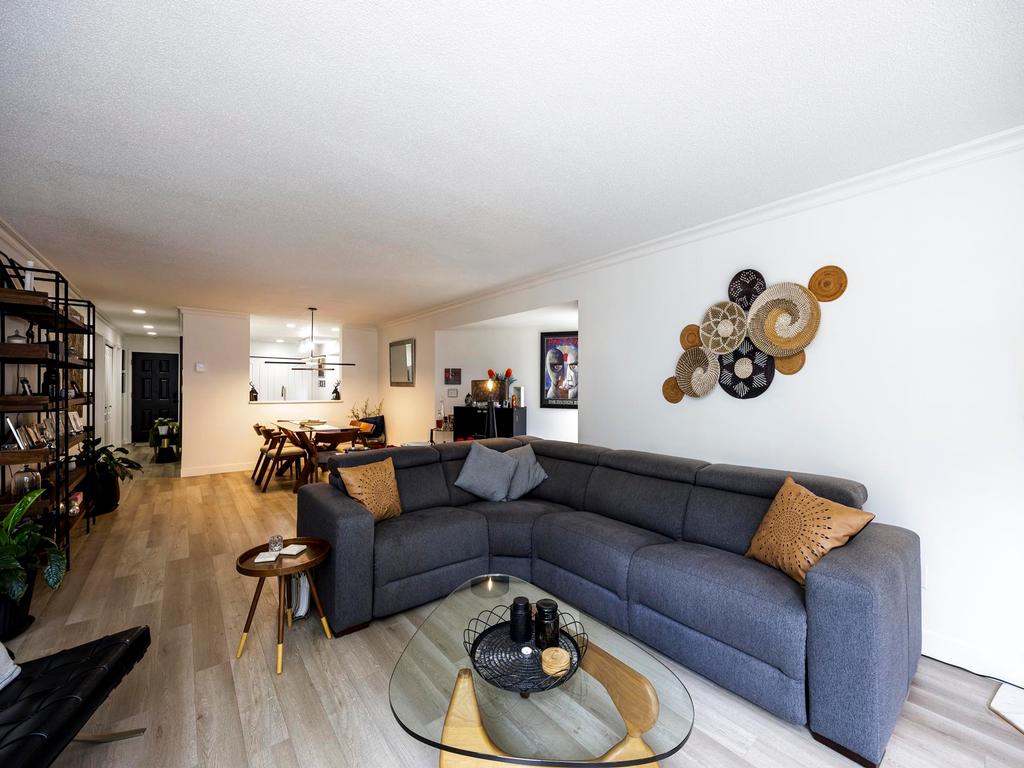 Listing Image for R3102622