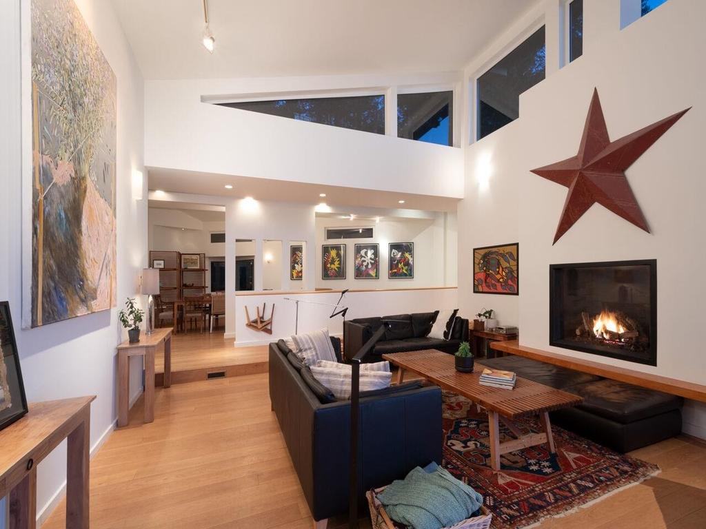 Listing Image for R3102623