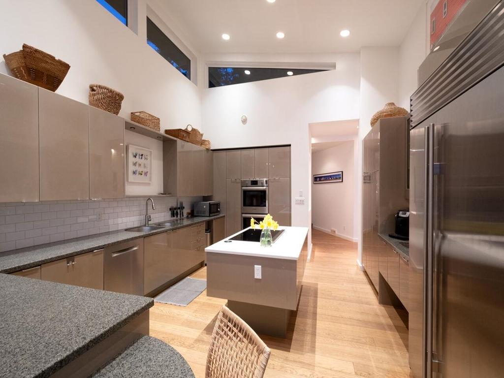 Listing Image for R3102623