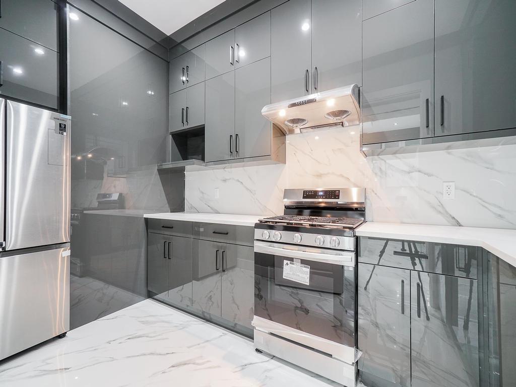 Listing Image for R3102646