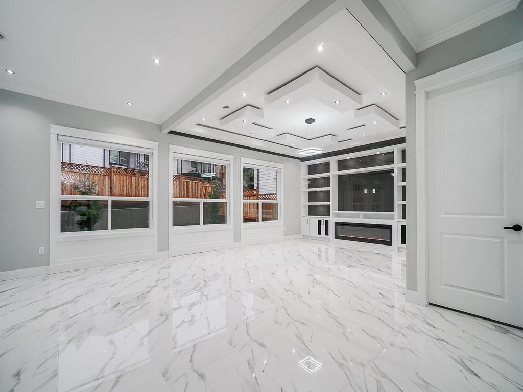 Listing Image for R3102646