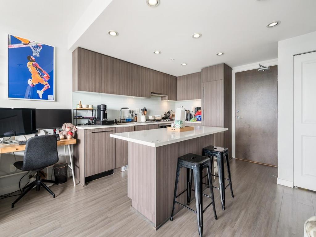 Listing Image for R3102660