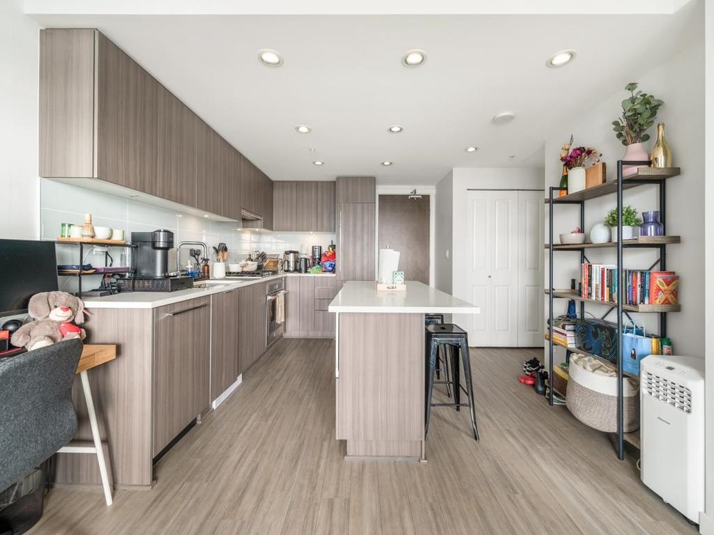 Listing Image for R3102660