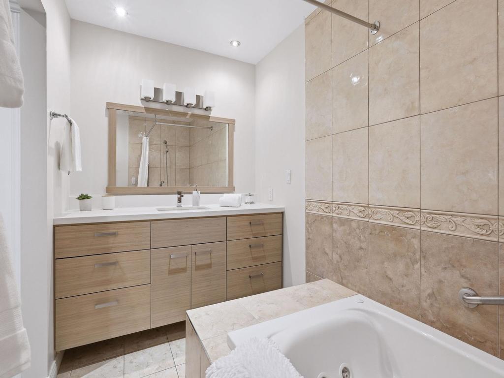 Listing Image for R3102674