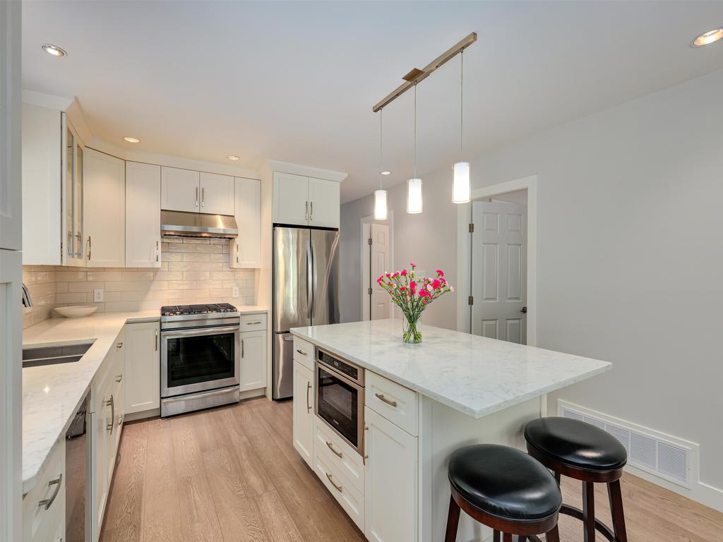 Listing Image for R3102698