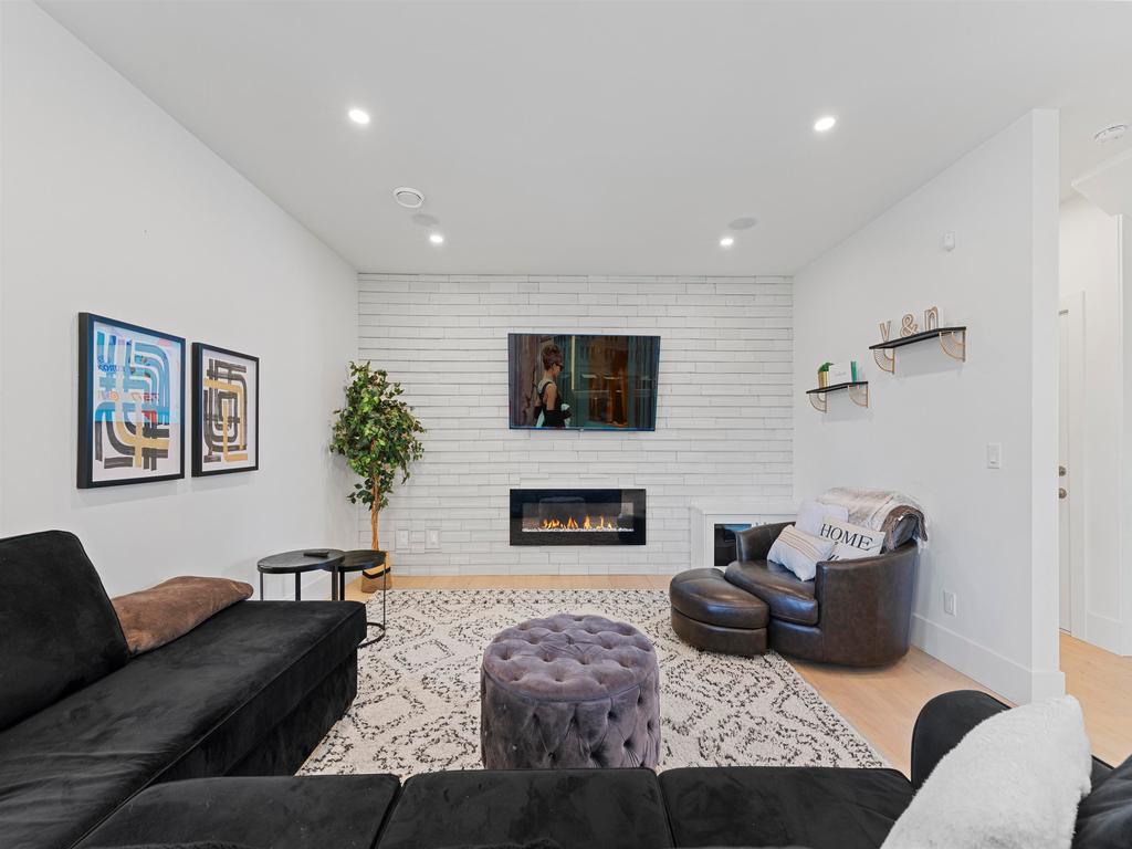 Listing Image for R3102768