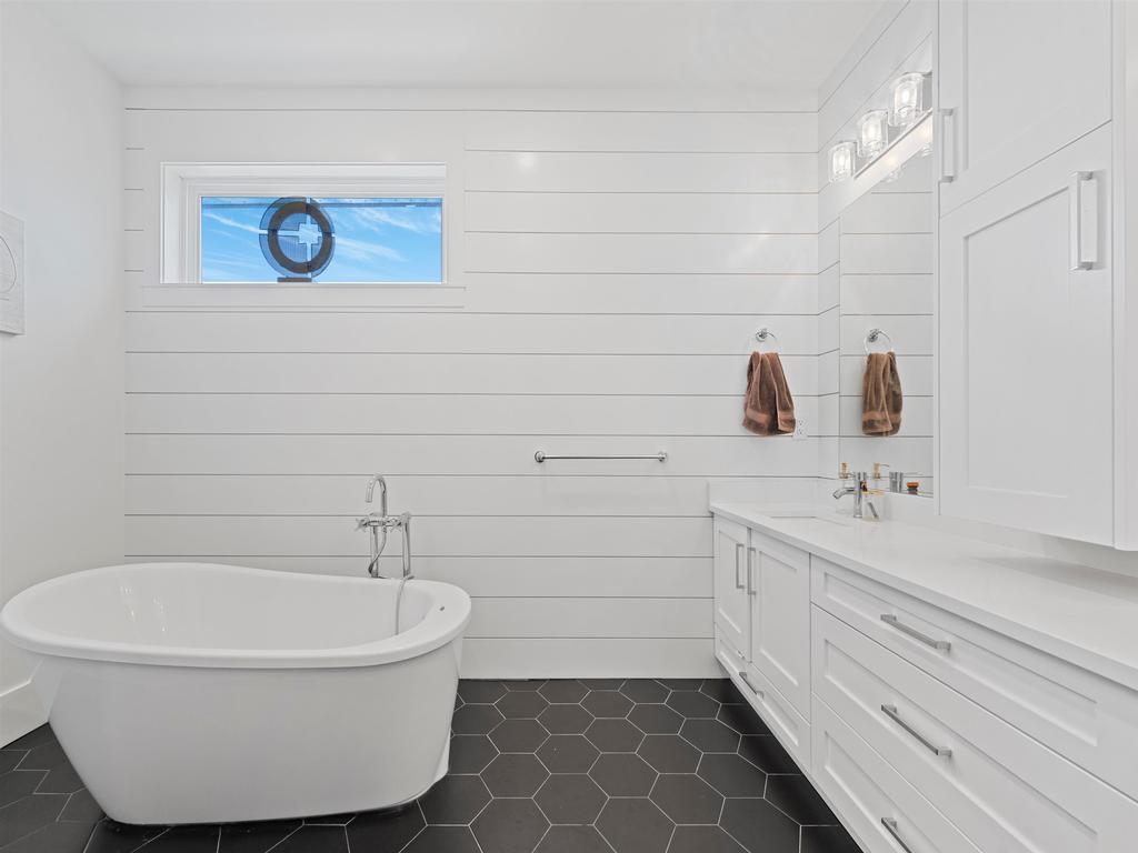 Listing Image for R3102768