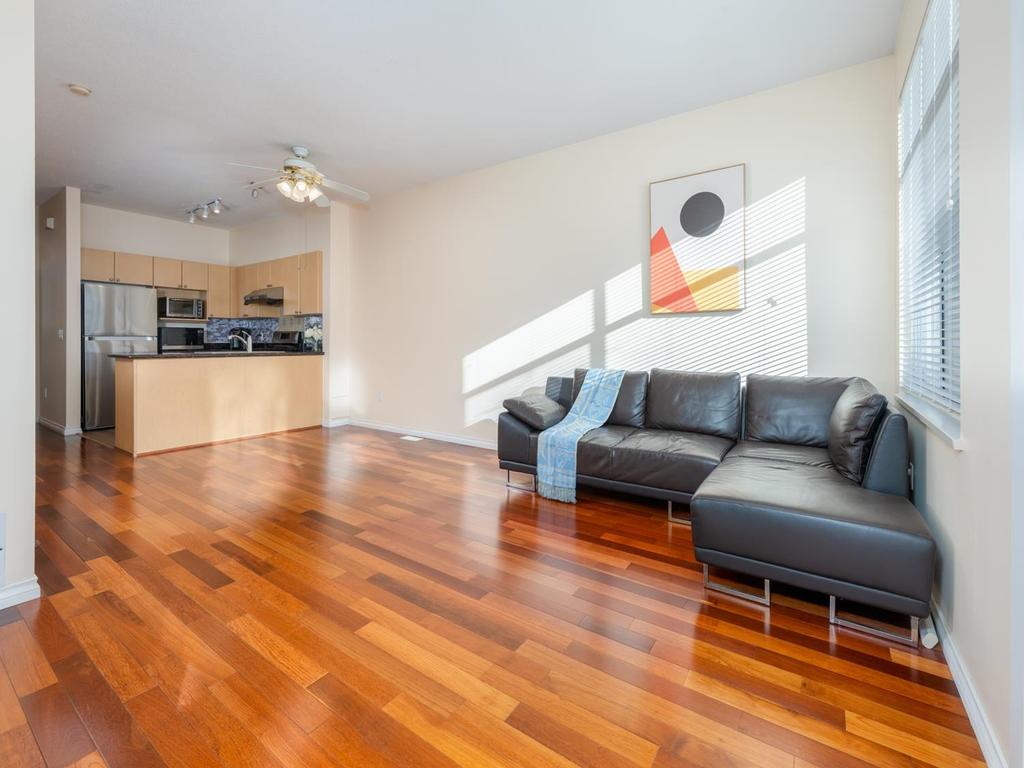 Listing Image for R3102794