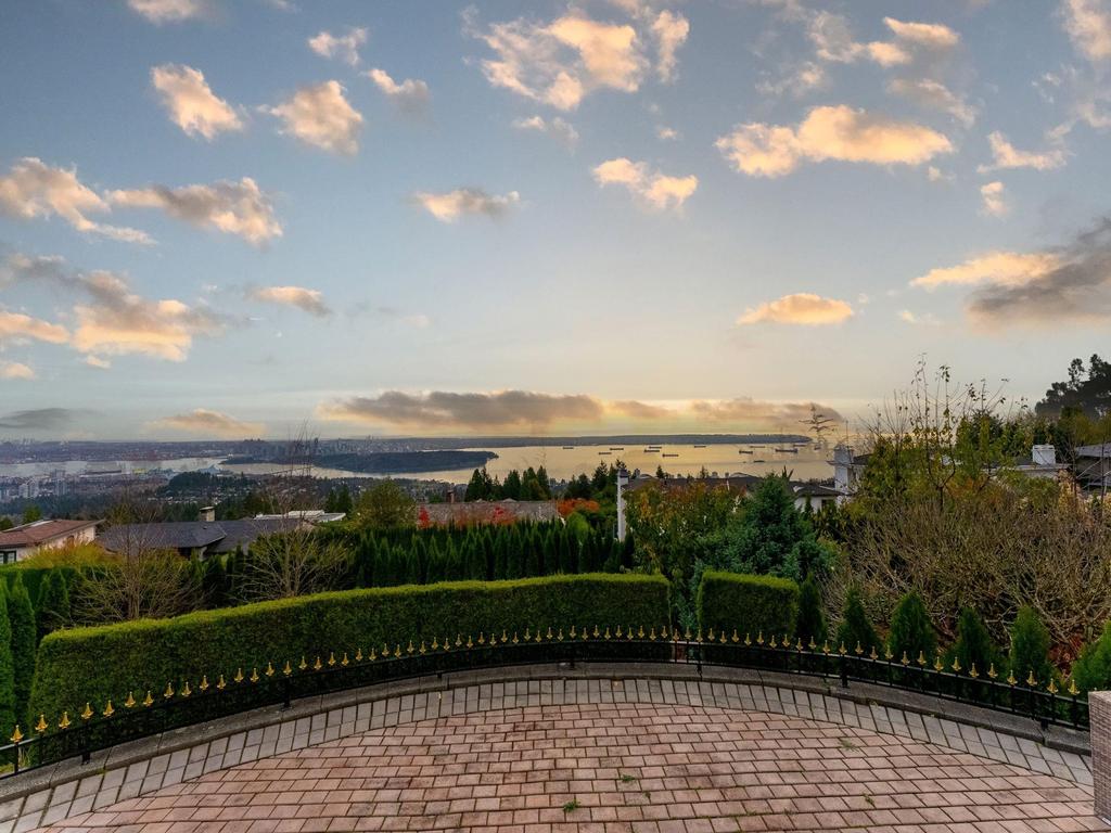 Listing Image for R3102802